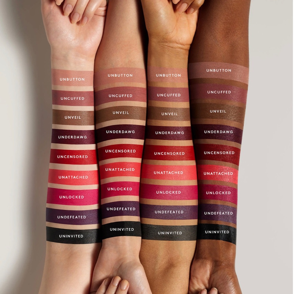 Fenty Beauty by Rihanna STUNNA LIP PAINT in Uncensored - Picture 4 of 13